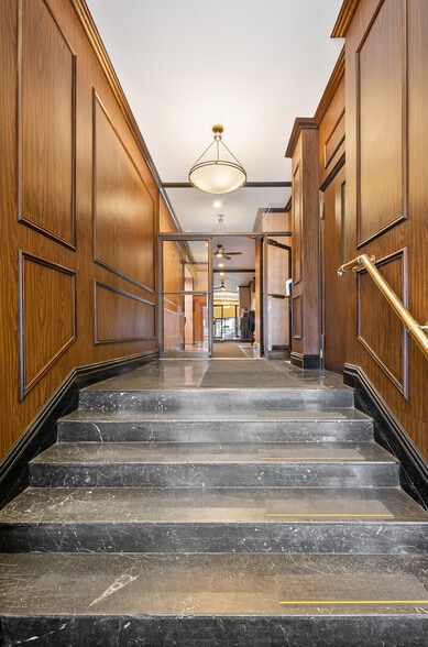 More Photos Of 235 E 49th St, New York Apartments For Sale