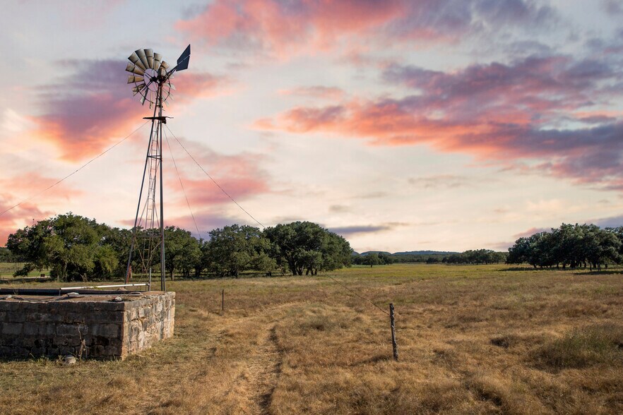 More Photos Of 711 Main Street, Johnson City Land For Sale