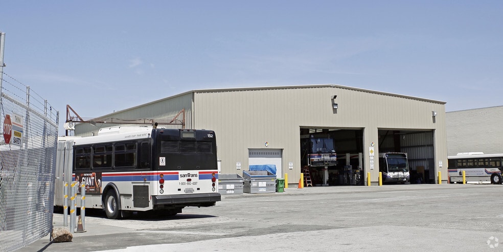 More Photos Of 3550 3rd St, San Francisco Warehouse For Lease