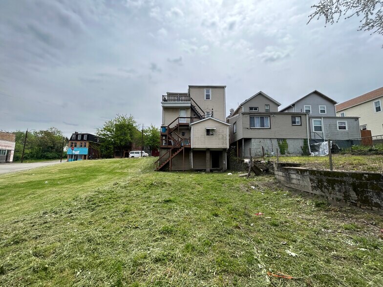 More Photos Of 508-510 Grant Ave, Duquesne Storefront Retail Residential For Sale