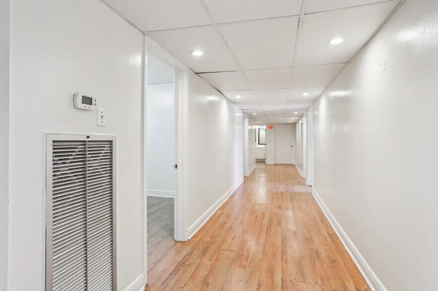 More Photos Of 134 N Broad St, New Orleans Office For Lease