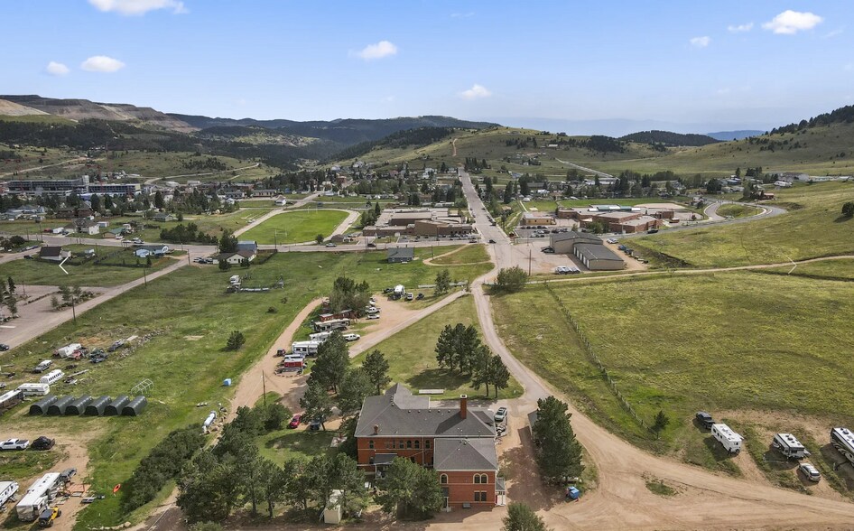 More Photos Of 600 N B St, Cripple Creek Hotel For Sale