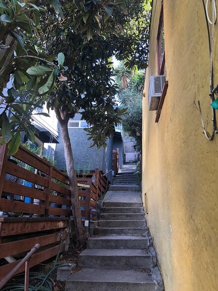More Photos Of 834 Laguna Ave, Los Angeles Multifamily For Sale