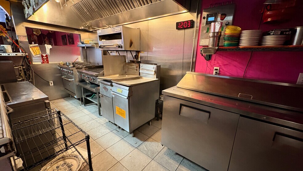 More Photos Of , Hudson General Retail For Sale