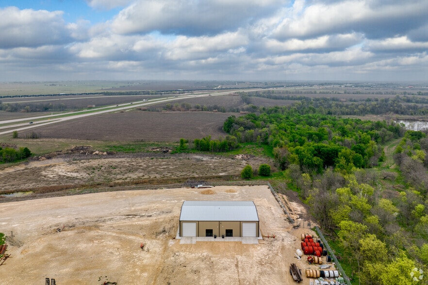 More Photos Of 9157 Farm to Market 436, Temple Warehouse For Lease