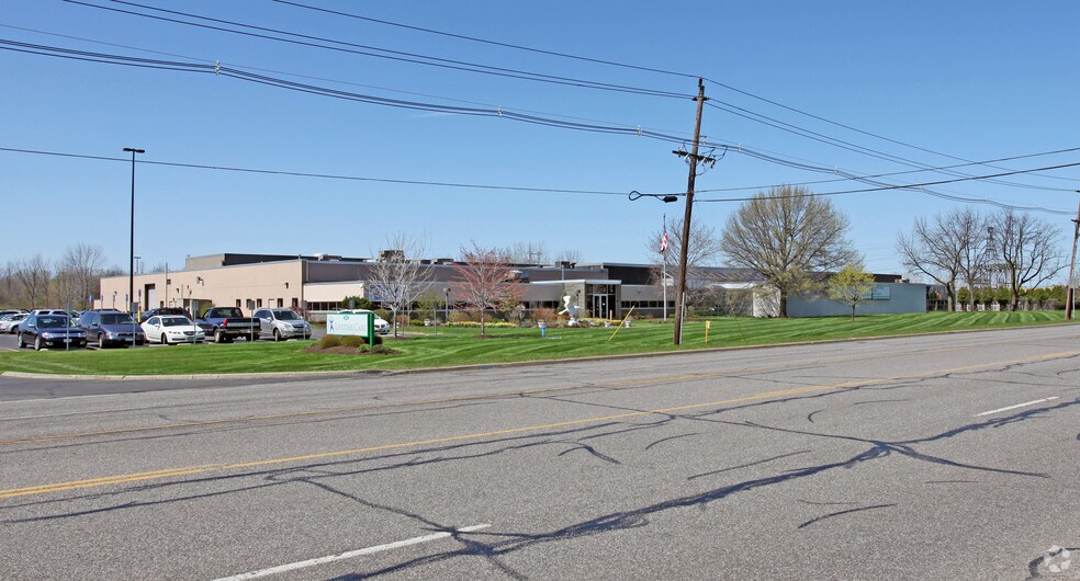 Primary Photo Of 3111 Winton Rd S, Rochester Office For Lease