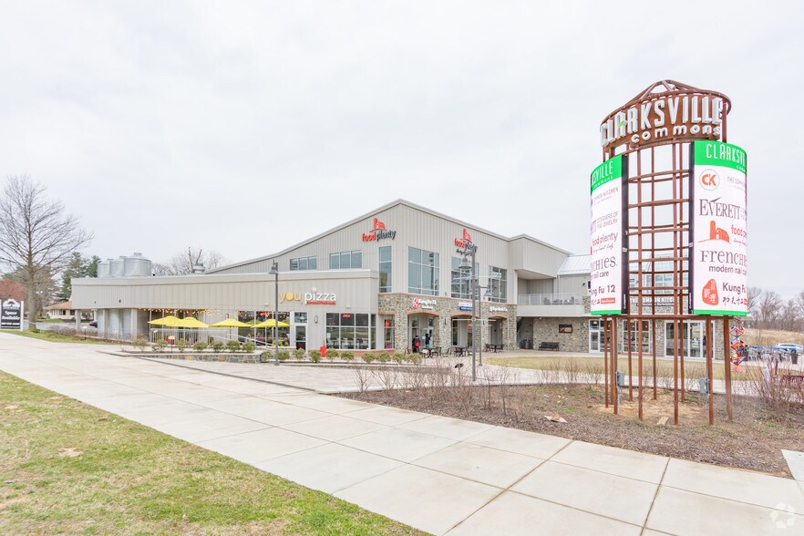 More Photos Of 12250 Clarksville Pike, Clarksville Storefront For Lease