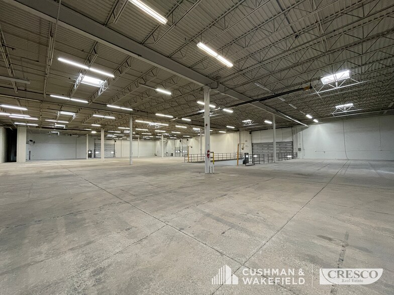 More Photos Of 720 E Highland Rd, Macedonia Warehouse For Sale