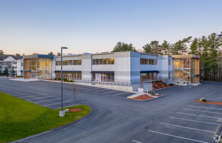 Primary Photo Of 54 Middlesex Tpke, Bedford Office For Lease