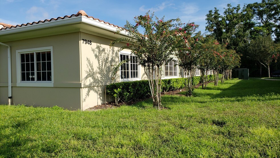 More Photos Of 7948 Forest City Rd, Orlando Medical For Lease