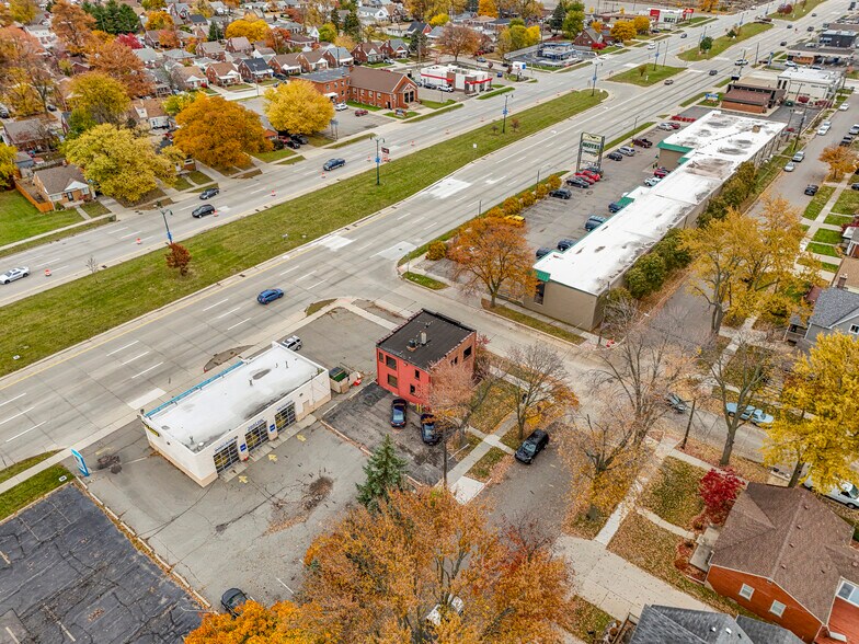 More Photos Of 6336 Fox Ave, Allen Park Office For Sale