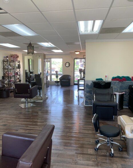 More Photos Of 6721 Curran St, McLean Storefront Retail Office For Lease