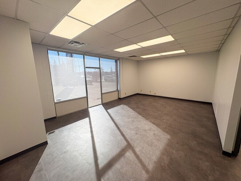 More Photos Of 8804-8826 51 Ave, Edmonton Showroom For Lease