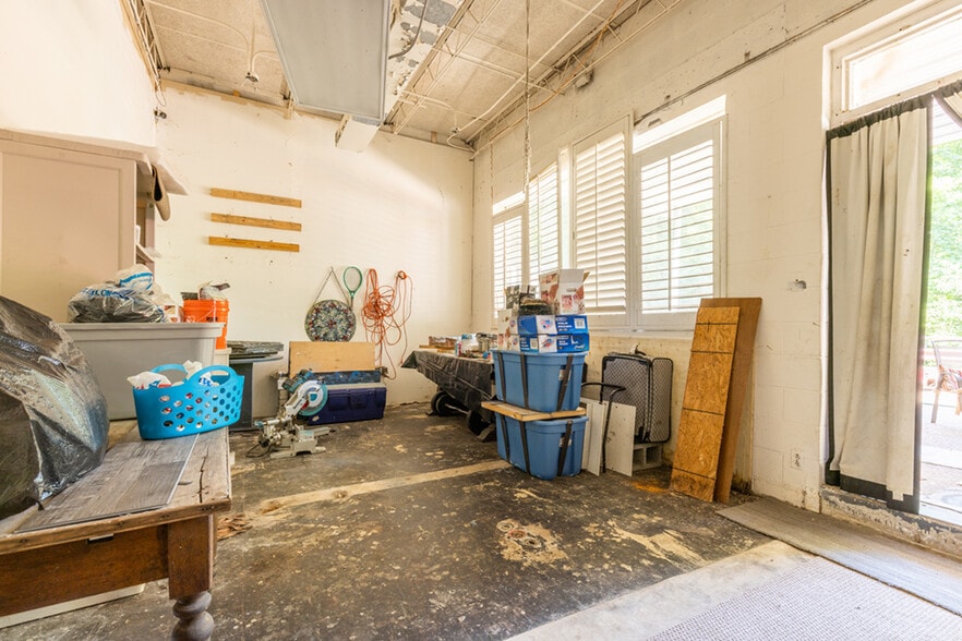 More Photos Of 8871 Griffith Rd, Nashville Warehouse For Sale