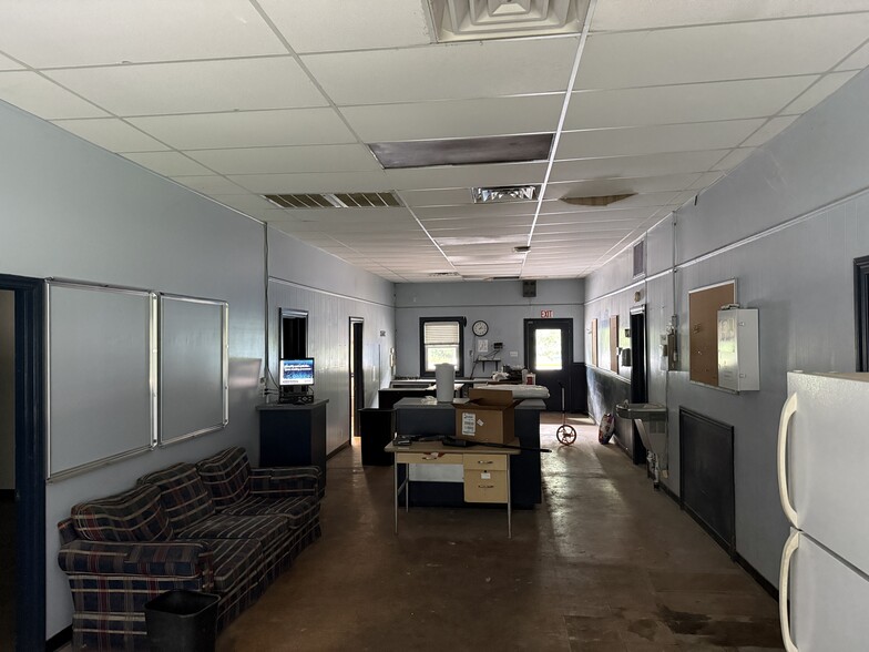 More Photos Of 28536 US Highway 264 E, Belhaven Industrial For Sale