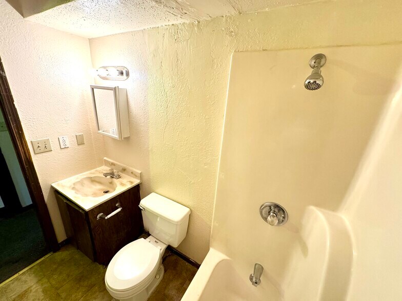 More Photos Of , Cahokia Multifamily For Sale