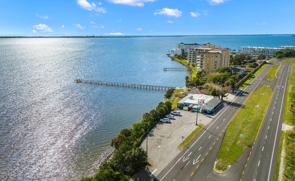 More Photos Of 4845 Dixie Hwy NE, Palm Bay Restaurant For Sale