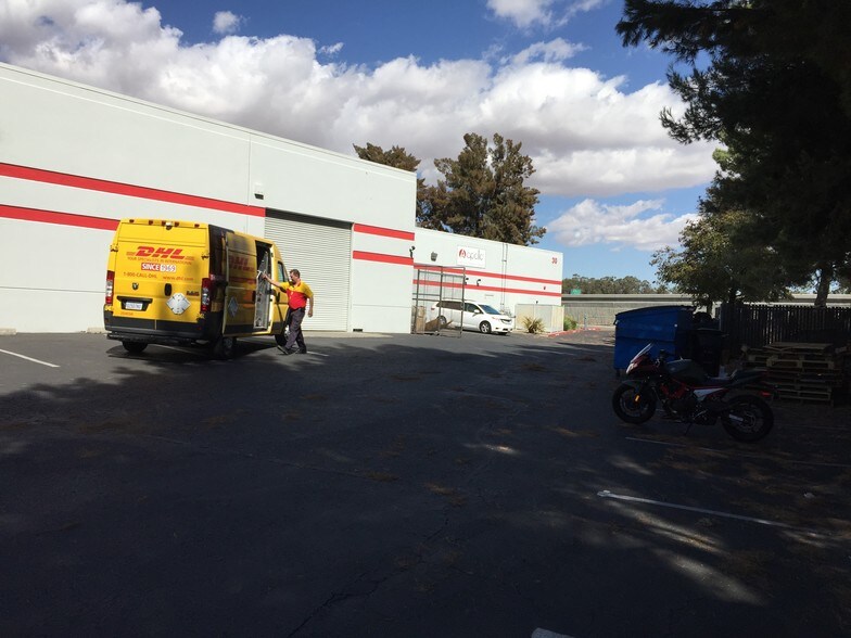 More Photos Of 30 Lindbergh Ave, Livermore Research And Development For Lease