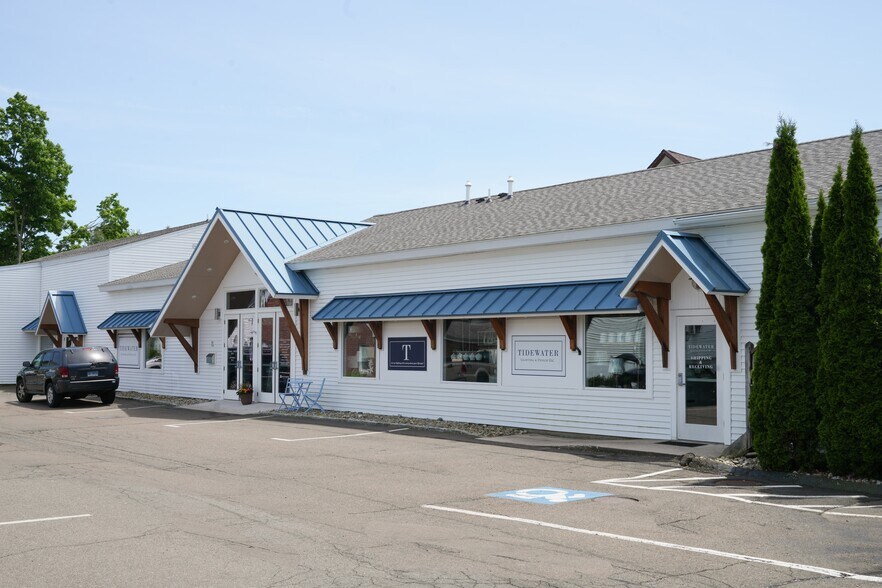 Primary Photo Of 32 Wall St, Madison General Retail For Lease