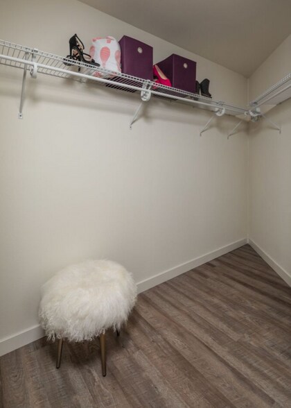 More Photos Of 424 W Pico Blvd, Los Angeles Apartments For Lease