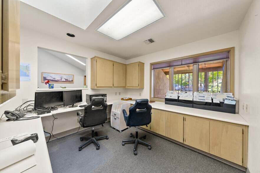 More Photos Of , Grants Pass Unknown For Sale