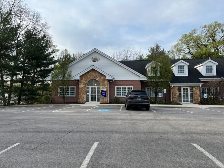 More Photos Of 210 W Portage Trail Ext, Cuyahoga Falls Medical For Lease