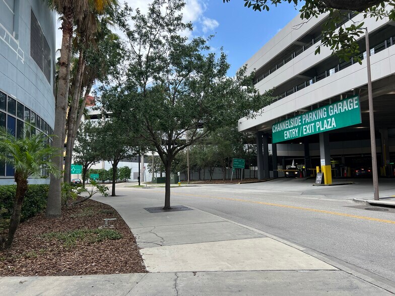 More Photos Of 375-3 S 12th St, Tampa Office For Sale