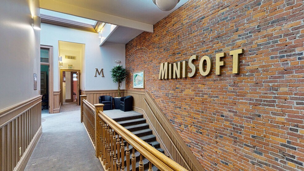 More Photos Of 1024 1st St, Snohomish Storefront Retail Office For Lease