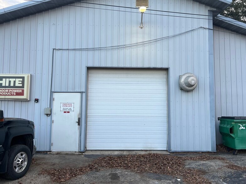 More Photos Of 4916 Verona Rd, Madison Auto Repair For Sale