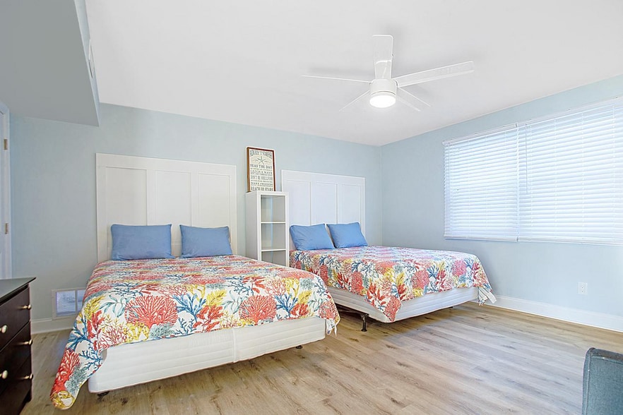 More Photos Of 6109 Atlantic Ave, Wildwood Crest Specialty For Sale