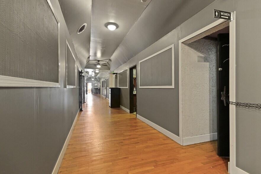 More Photos Of 105 Coal st, Mexico Specialty For Sale