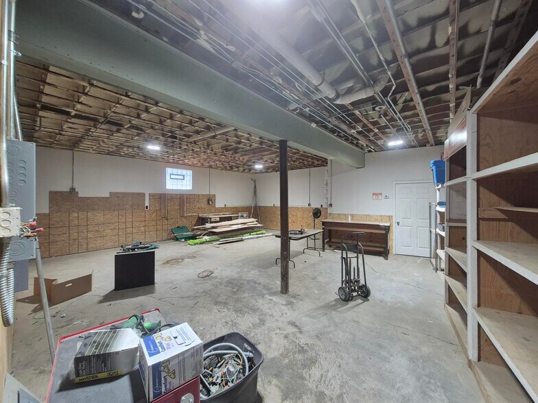 More Photos Of 2363 Broadway St, Buffalo Warehouse For Sale