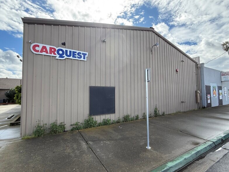 More Photos Of 412 S Yosemite Ave, Oakdale Auto Repair For Sale