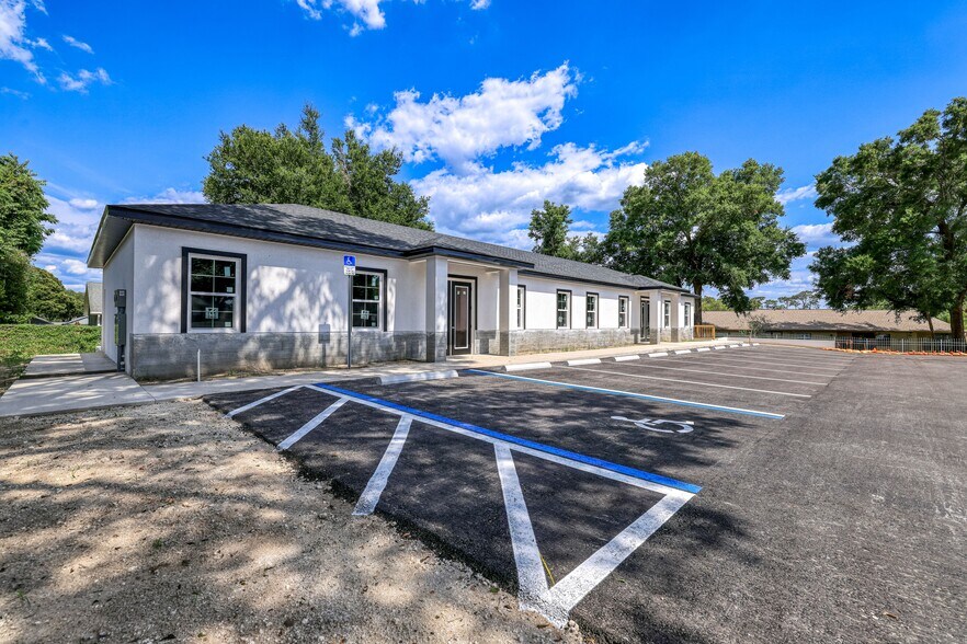 More Photos Of 6638 Dairy Rd, Zephyrhills Medical For Sale