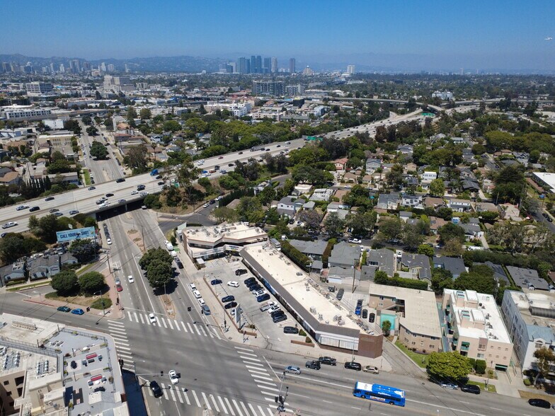 More Photos Of 11660-11690 Gateway Blvd, Los Angeles Unknown For Lease