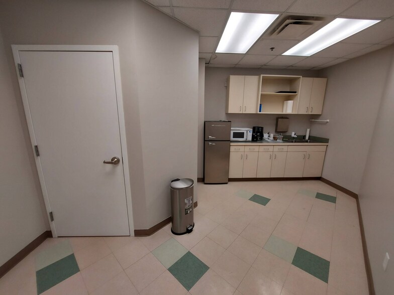 More Photos Of 610 Jones Ferry Rd, Carrboro Medical For Sale