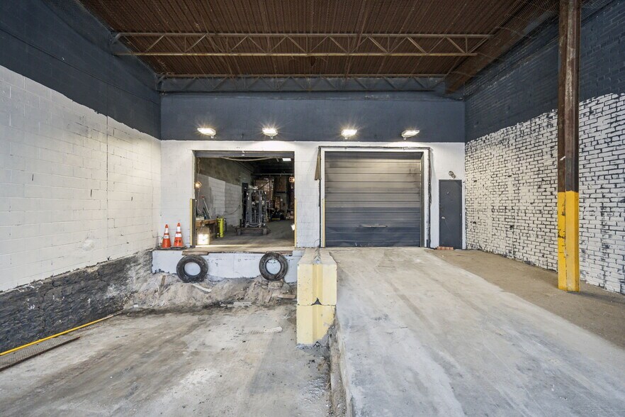 More Photos Of 2901 N 18th St, Philadelphia Warehouse For Sale