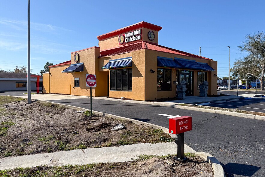 More Photos Of 4535 E Bay Dr, Clearwater Restaurant For Sale