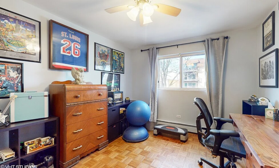 More Photos Of 950 Washington Blvd, Oak Park Apartments For Sale