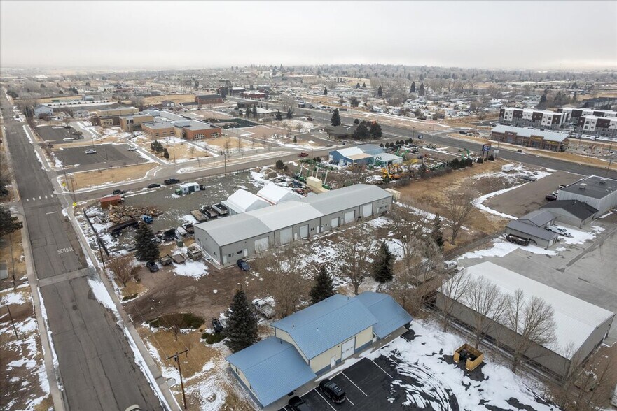 More Photos Of 3505 Cheyenne St, Cheyenne Warehouse For Lease