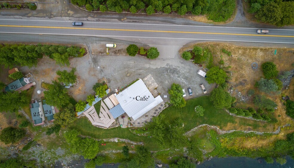 More Photos Of 31301 State Highway 299, Junction City Hotel For Sale