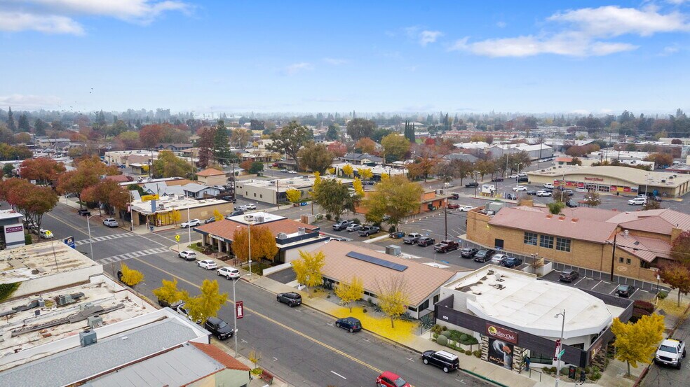 More Photos Of 610 W Main St, Visalia Office For Lease
