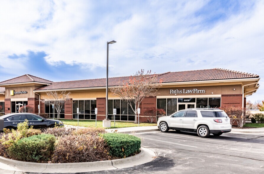 More Photos Of 5002 NE Lakewood Way, Lee's Summit Office For Lease