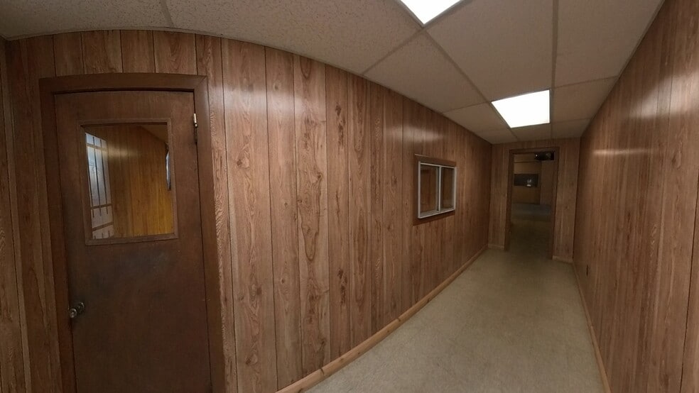 More Photos Of 14826 Yarberry St, Houston Warehouse For Sale