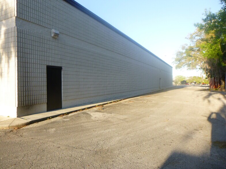 More Photos Of 3100 SW College Rd, Ocala Unknown For Lease
