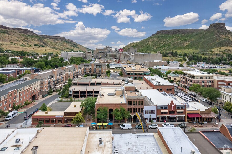 More Photos Of 1111 Washington Ave, Golden Loft Creative Space For Lease