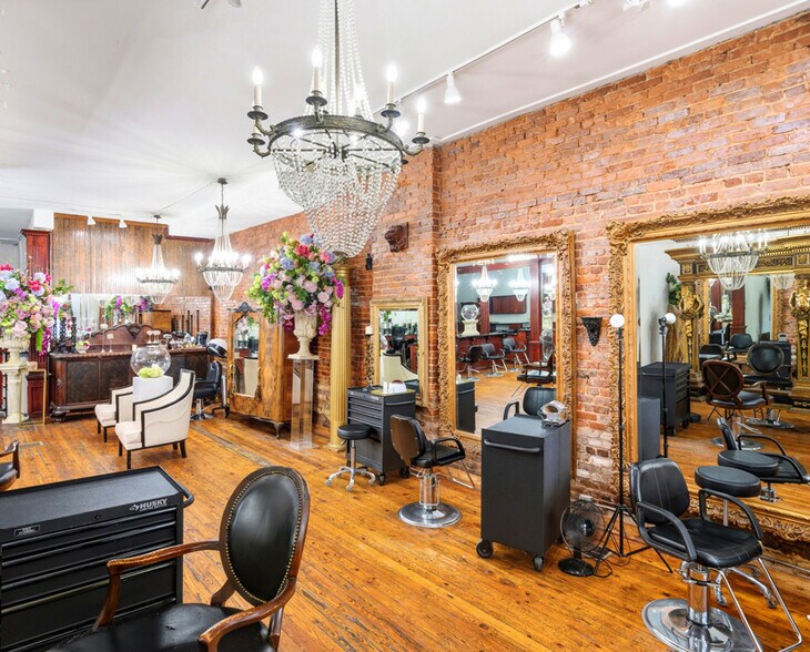 More Photos Of 321-323 Edgewood Ave, Atlanta Loft Creative Space For Lease