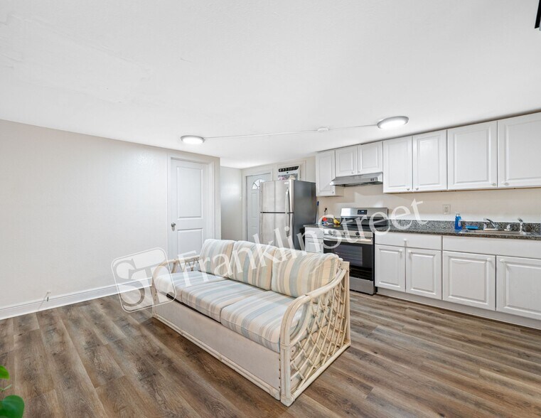 More Photos Of 6682 5th Ave N, Saint Petersburg Apartments For Sale