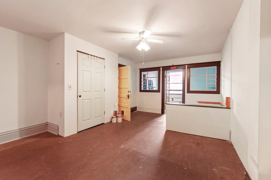 More Photos Of , Spokane General Retail For Sale