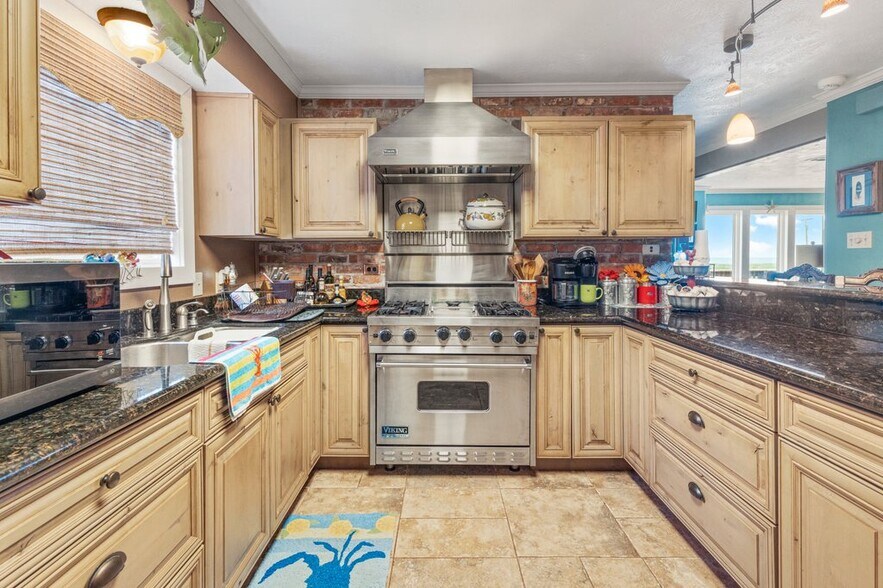 More Photos Of 2314 Teal St, Cameron Specialty For Sale